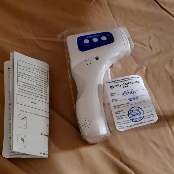 Non-contact Infrared Thermometer - Picture 4 of 4